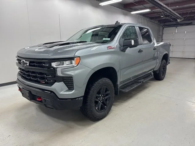 2024 Chevrolet Silverado 1500 LT Trail Boss 4X4 Crew Cab Standard Box's photo