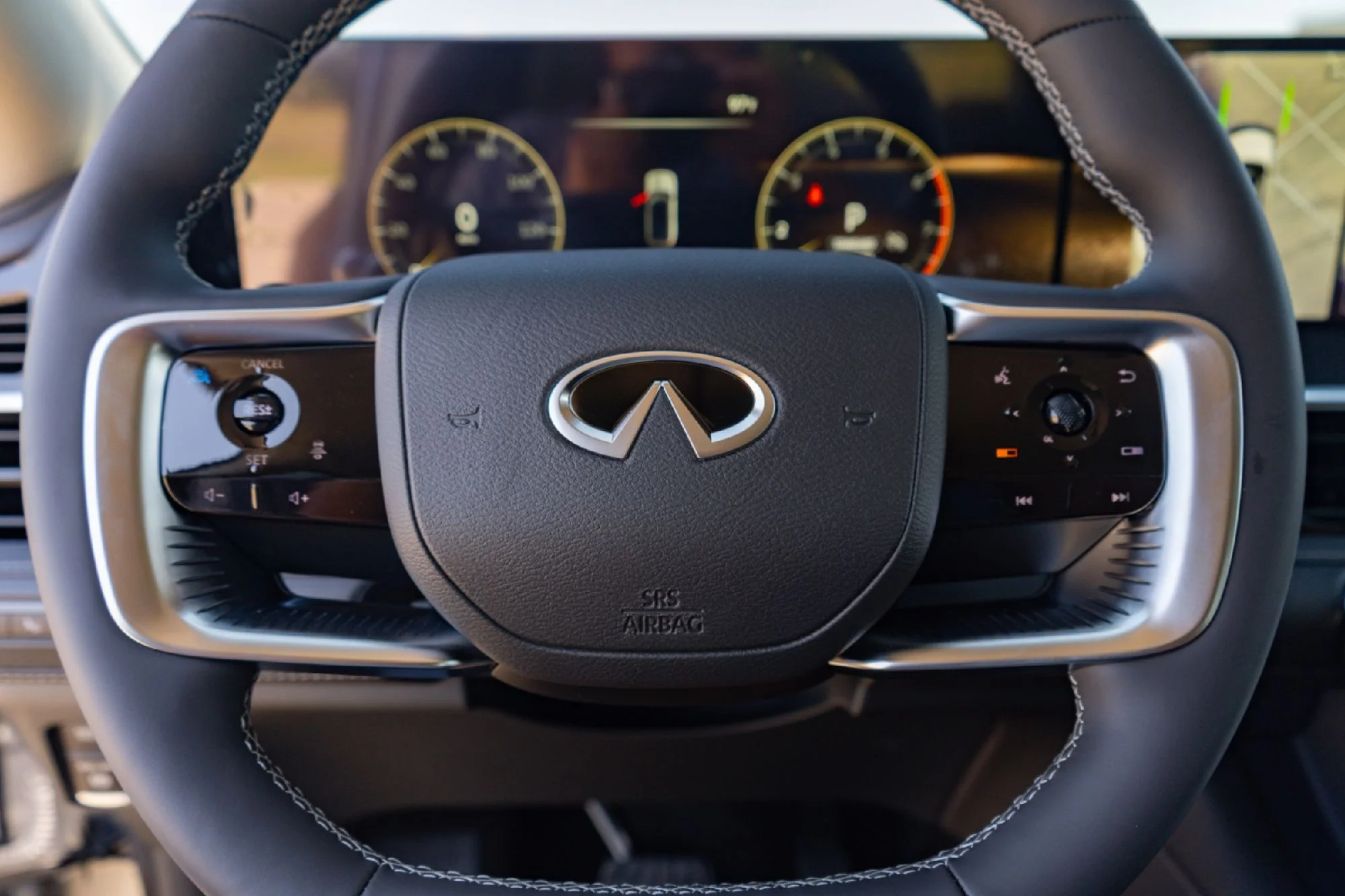 New 2027 DYNAMIC METAL INFINITI Luxe 2WD image 12