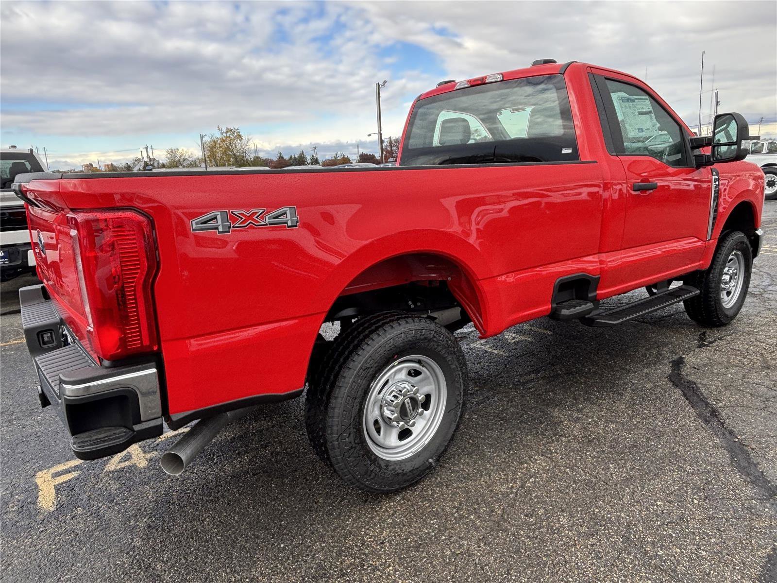 2026 Ford F-350 Super Duty XL - Photo 7