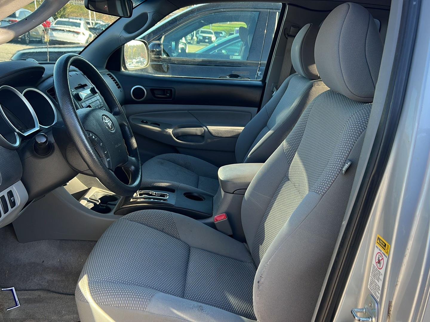 Used 2011 Silver Streak Mica TOYOTA ACCCAB image 7