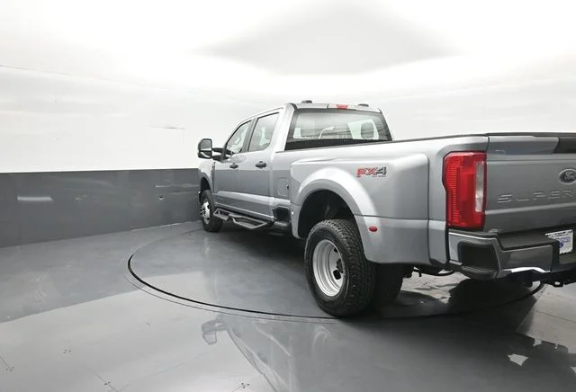 Certified Used 2024 Silver Metallic Ford XL image 5