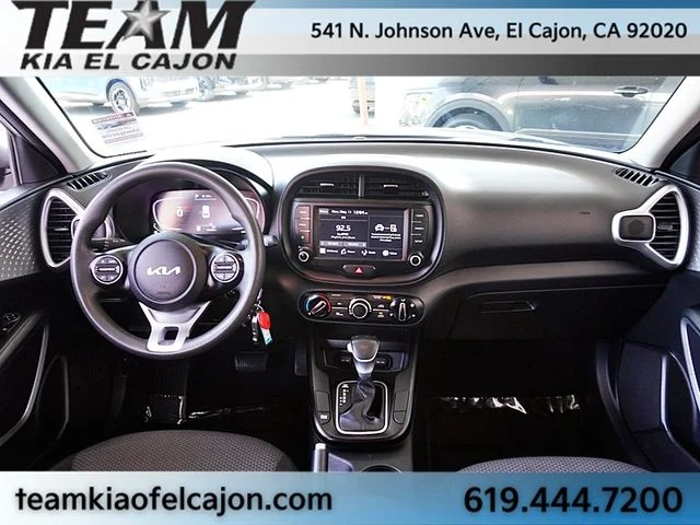 2023 Kia Soul LX - Photo 18