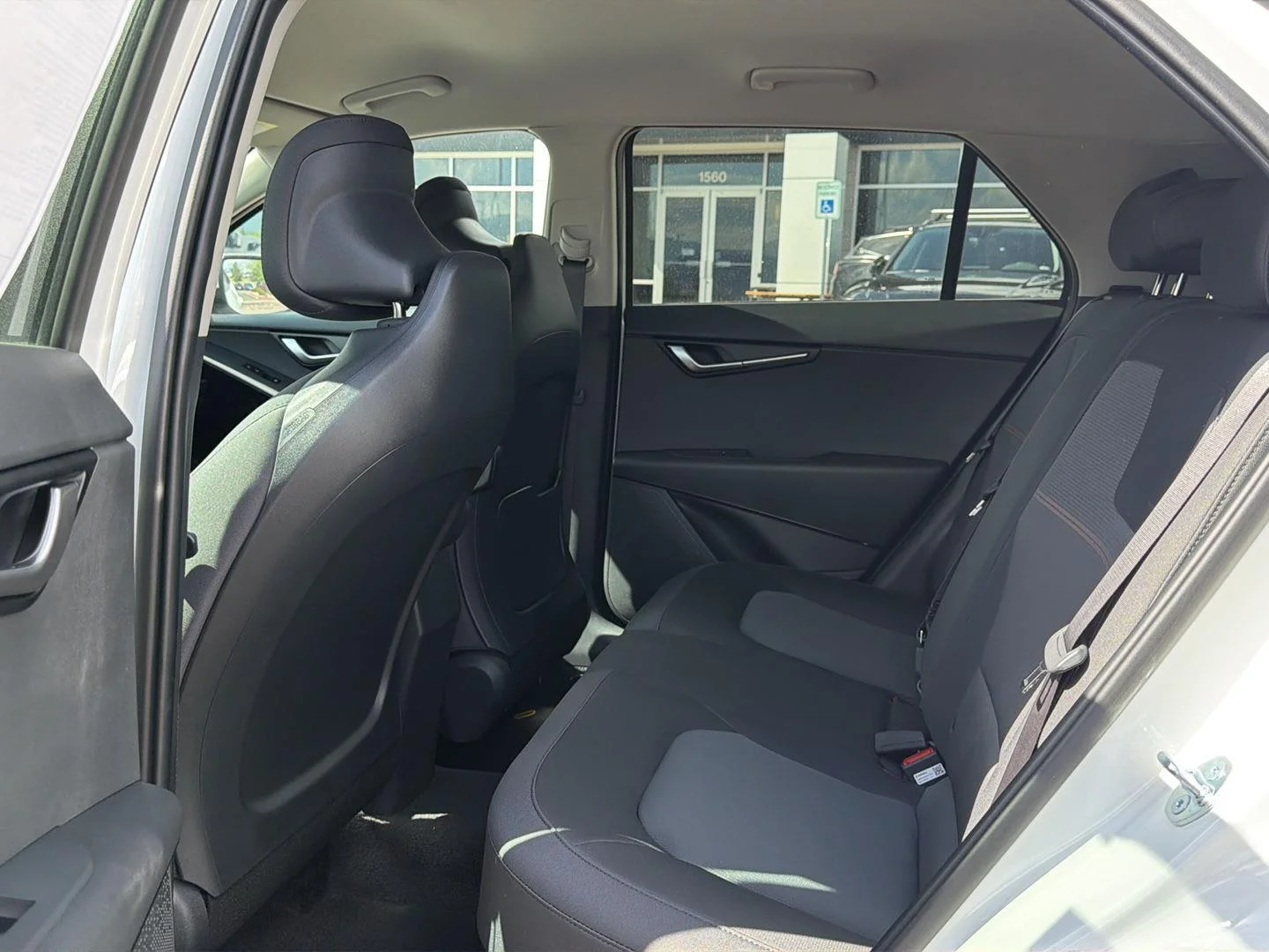 New 2026 Snow White Pearl Kia LX image 9
