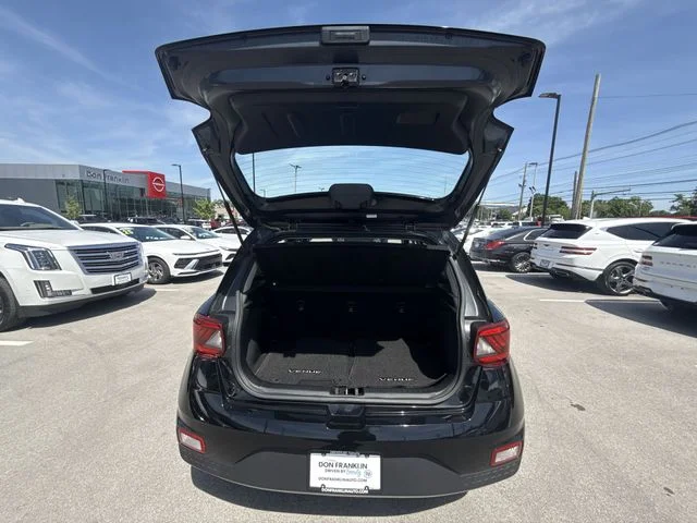 Used 2022 Black Hyundai SEL image 23