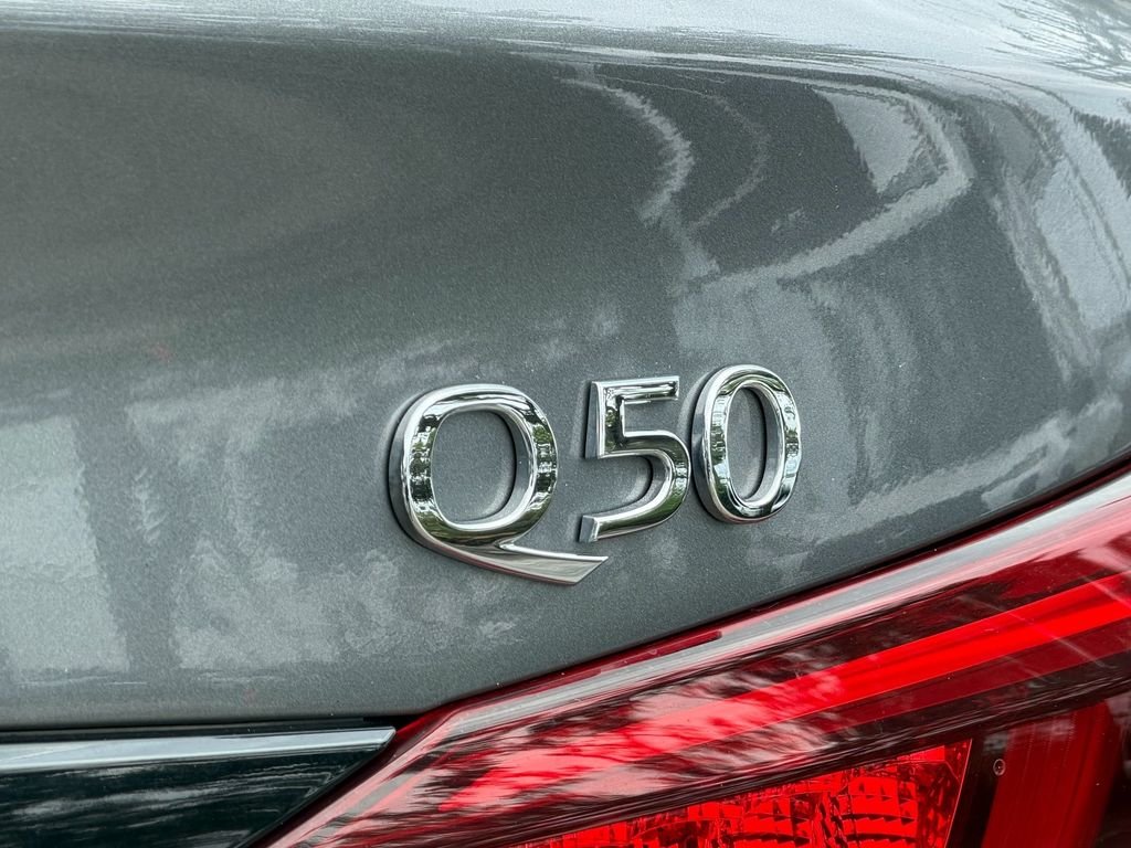 Used 2023 Gray INFINITI SENSORY image 9