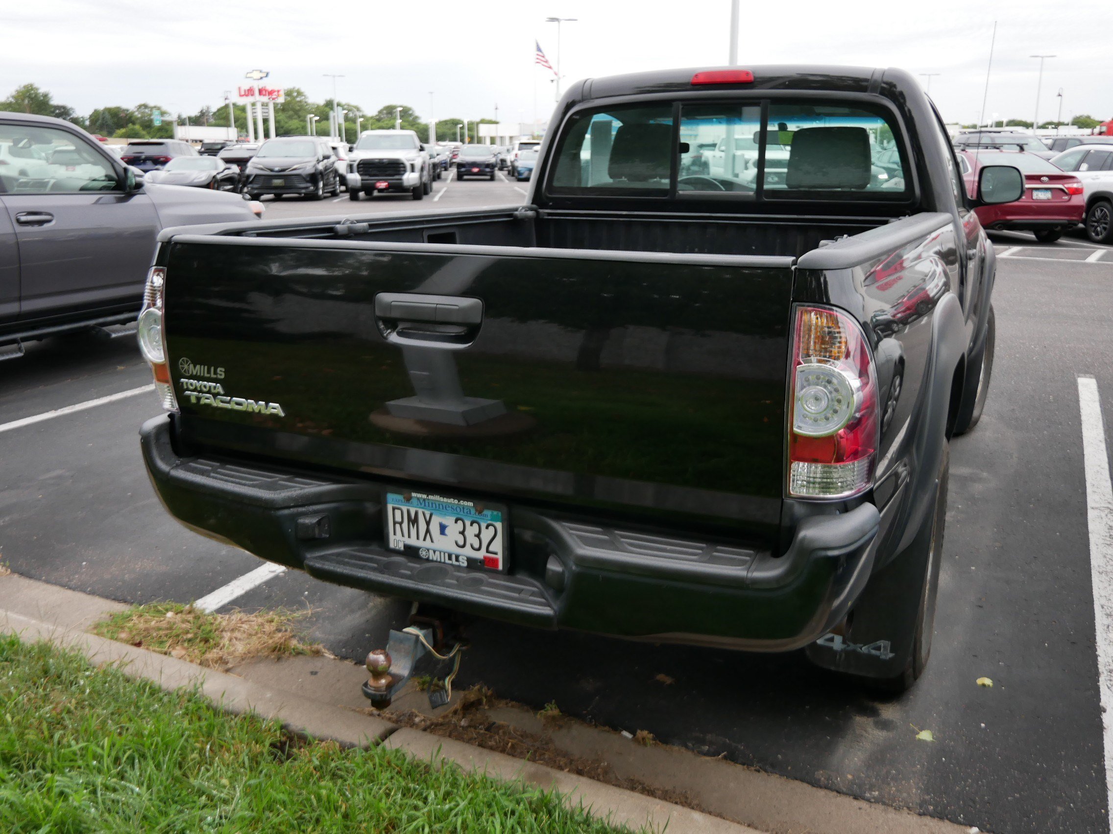 Used 2011 Black Toyota REG CAB 4WD AT image 5