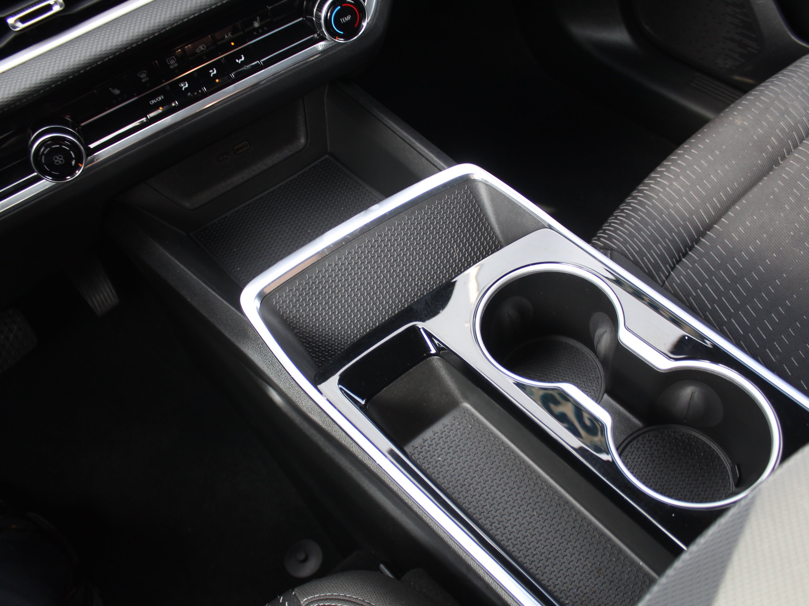 2025 Chevrolet Equinox LT - Photo 19