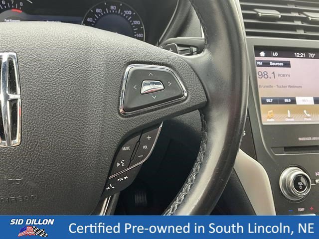 Certified Used 2019 White Platinum Metallic Tri-Coat Lincoln Reserve image 11