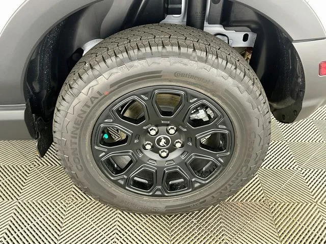 New 2026 White Ford Badlands image 21