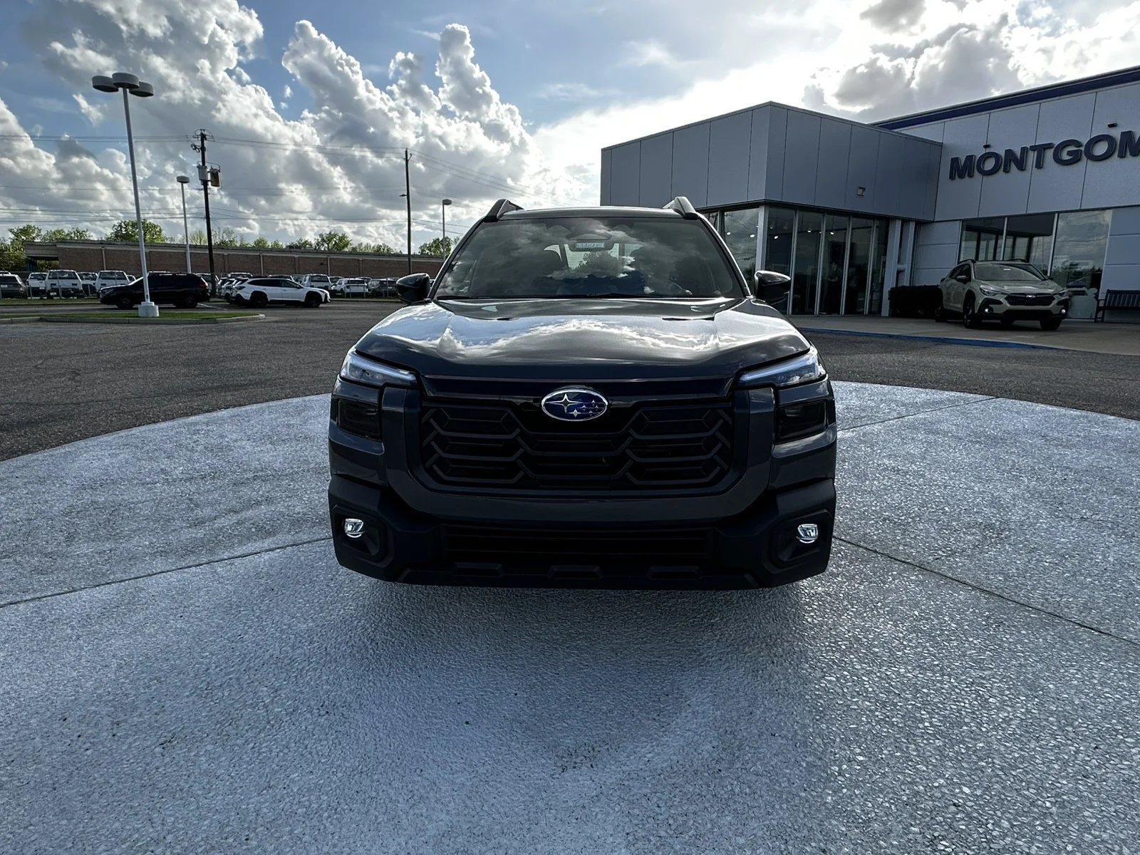 New 2026 MAGNETITE GRAY METALLIC Subaru Limited image 2