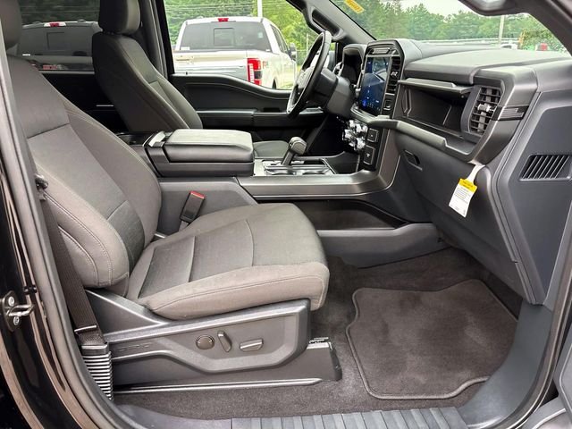Used 2024 Black Ford XLT image 15