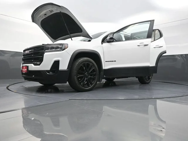 Used 2023 White GMC SLT image 40
