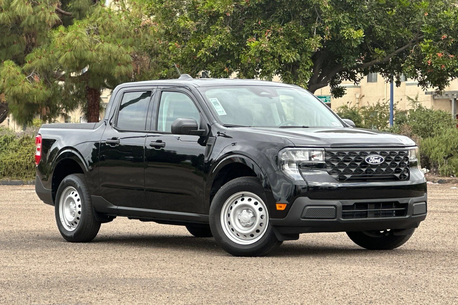 2025 Ford Maverick XL FWD's photo