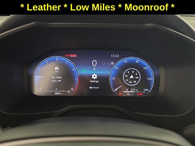 Used 2025 Pearl Toyota Limited image 16
