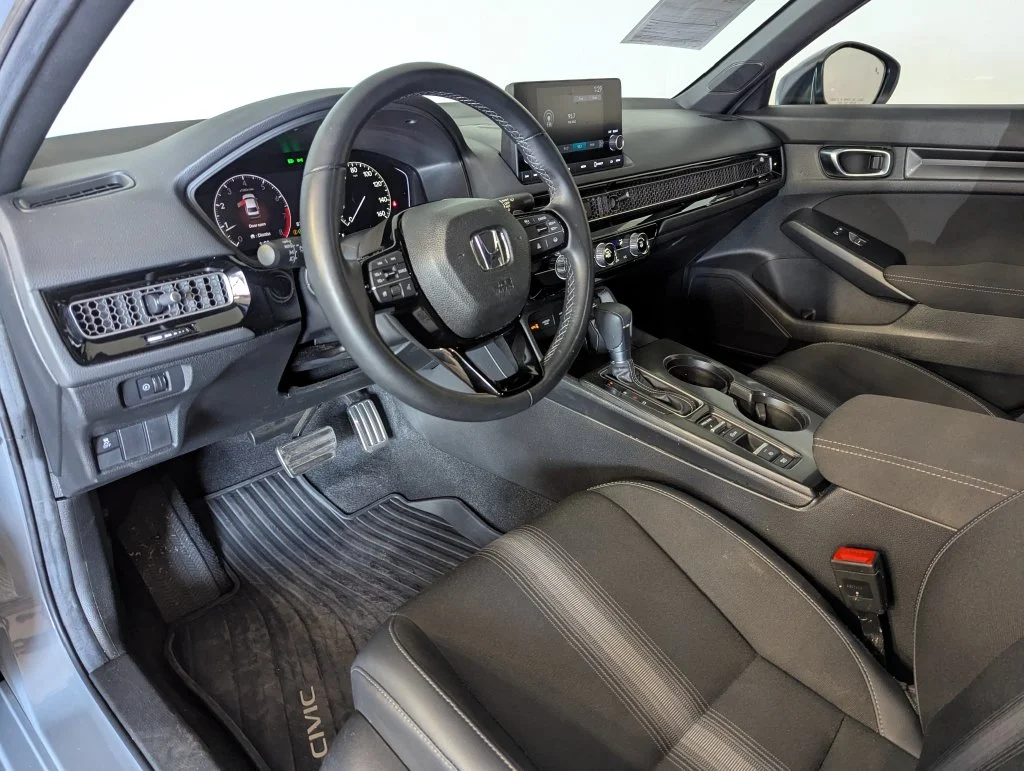 Used 2025 Gray Honda Sport image 34