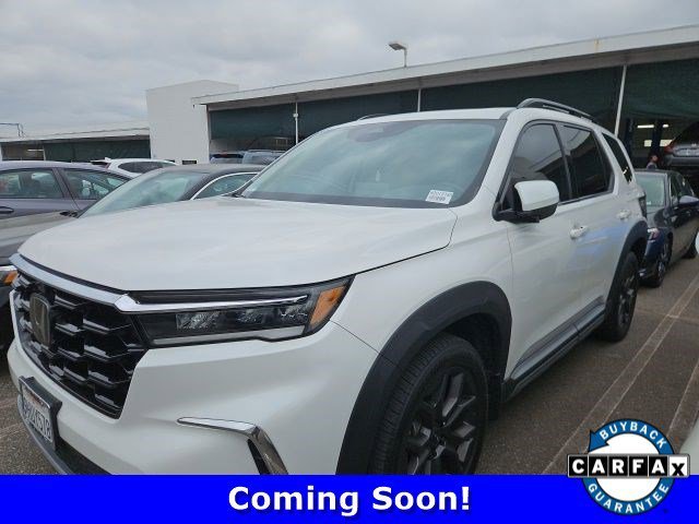 2023 Honda Pilot Elite AWD's photo