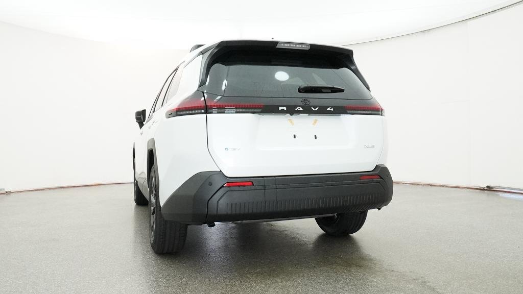 New 2026 Wind Chill Pearl Toyota XLE Premium image 13