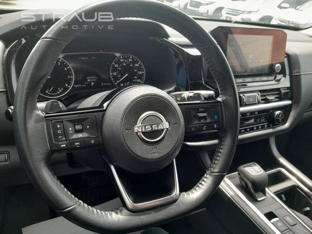 Used 2022 Gun Metallic Nissan SV image 11
