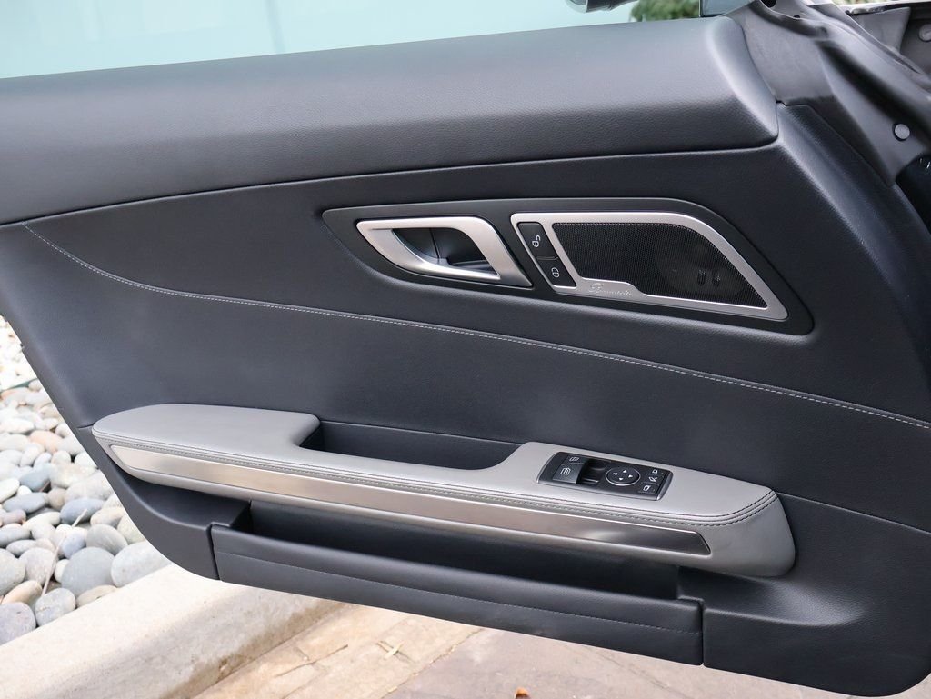 Used 2016 Magnetite Black Metallic Mercedes-Benz S image 30
