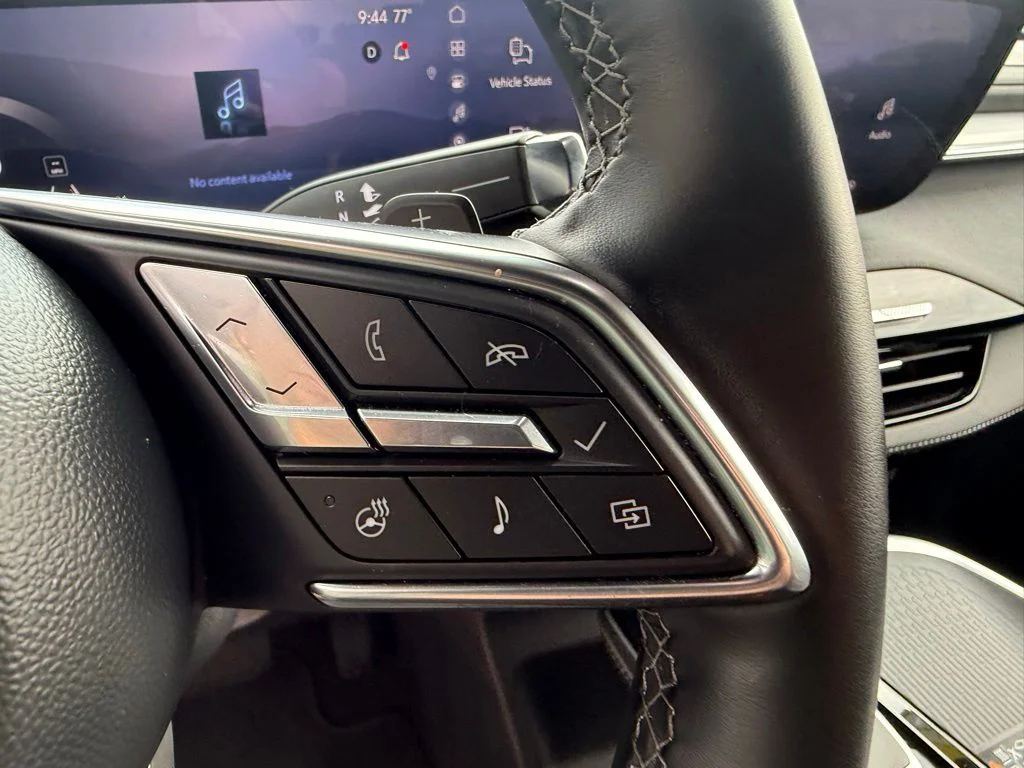 Used 2025 White Buick Preferred image 25