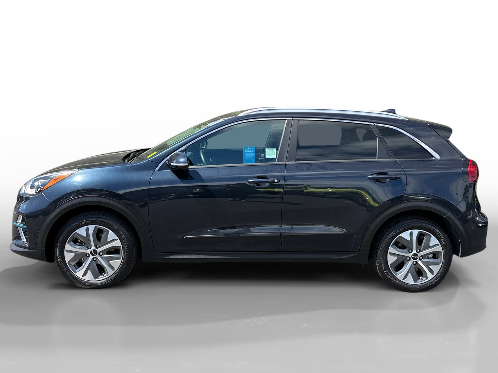 Used 2022 Kia Niro EX with VIN KNDCC3LG5N5151098 for sale in San Jose, CA