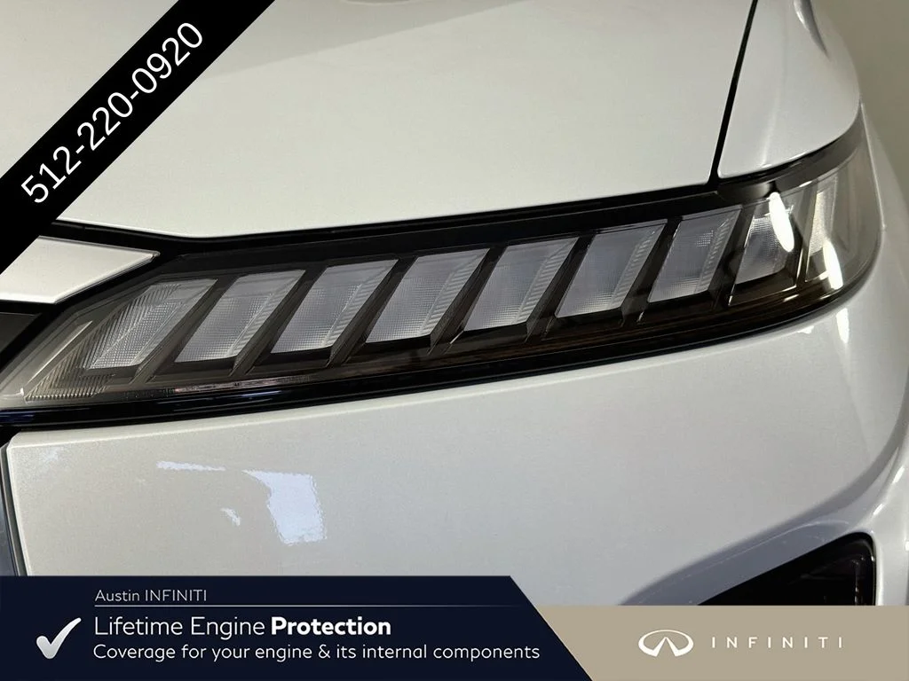 New 2027 White INFINITI LUXE image 41