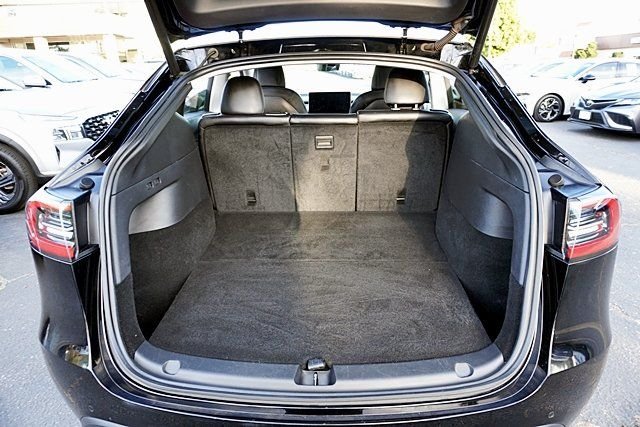 Used 2020  Tesla Long Range image 13