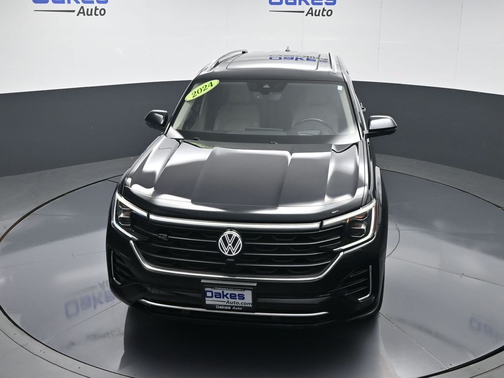 Used 2024 Deep Black Volkswagen 2.0T SEL Premium R-Line image 52