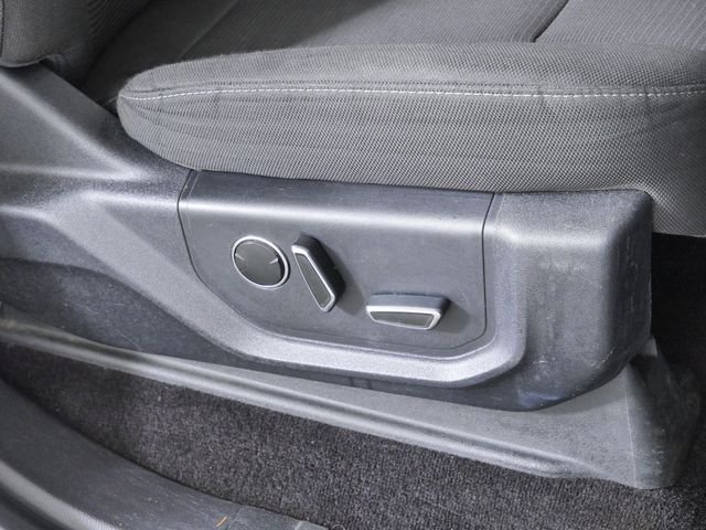 Used 2015 White Ford XLT image 13
