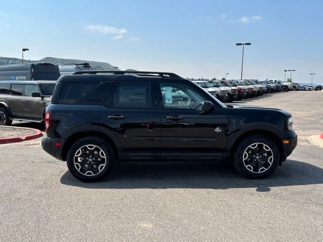 New 2026 Shadow Black Ford Outer Banks® image 6