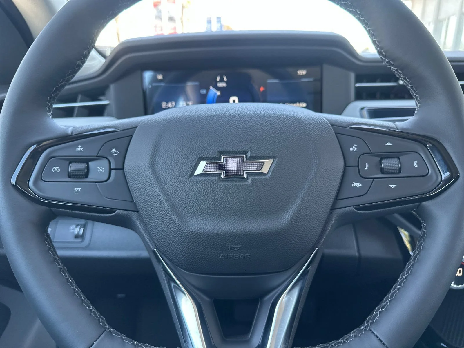 2027 Chevrolet Bolt LT - Photo 23