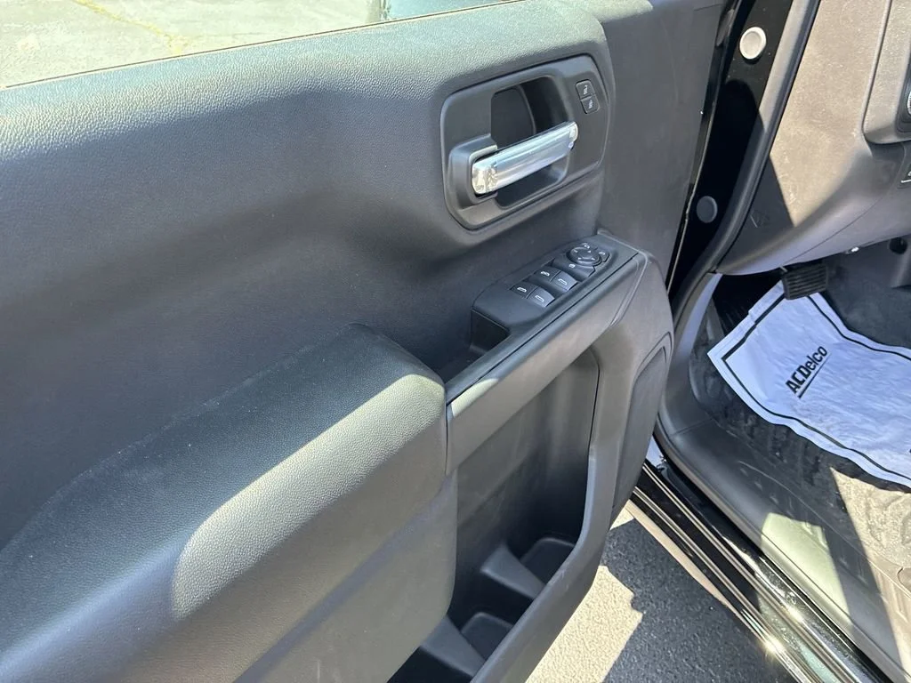 New 2026 Onyx Black GMC Pro image 13