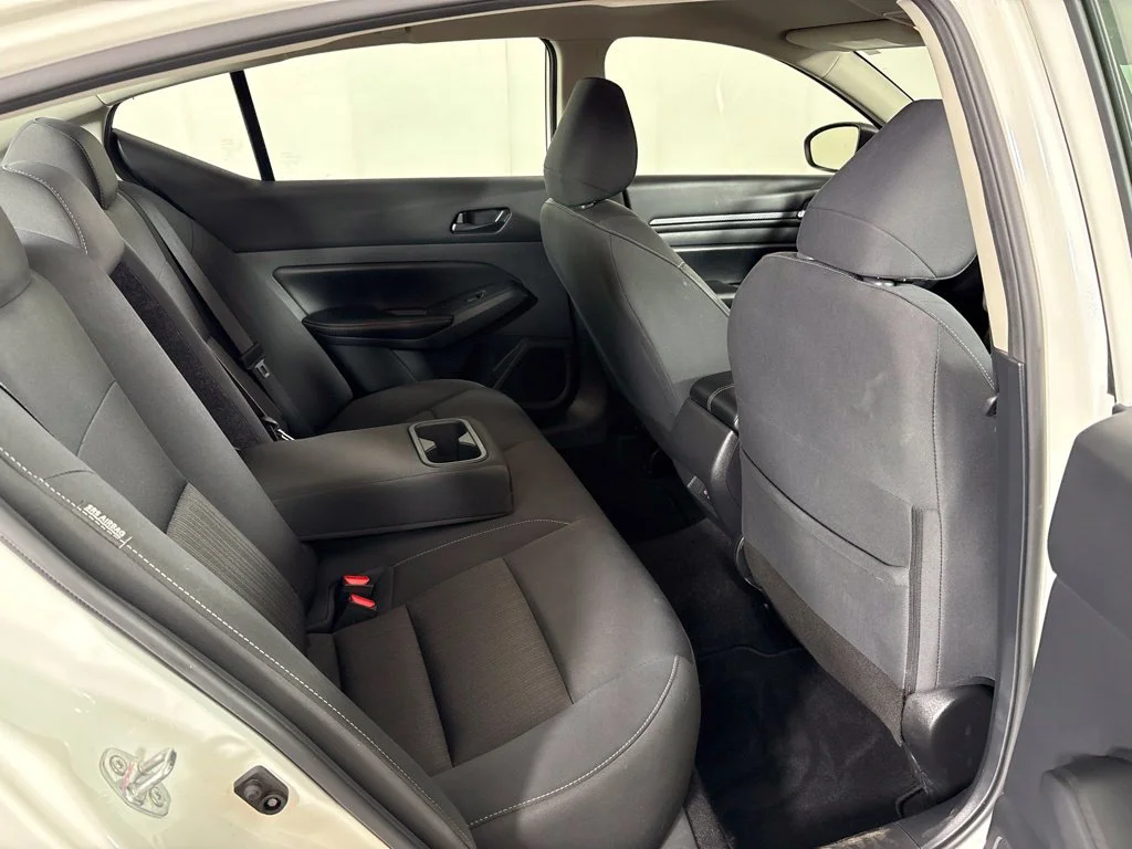 Used 2024 White Nissan 2.5 SV image 19
