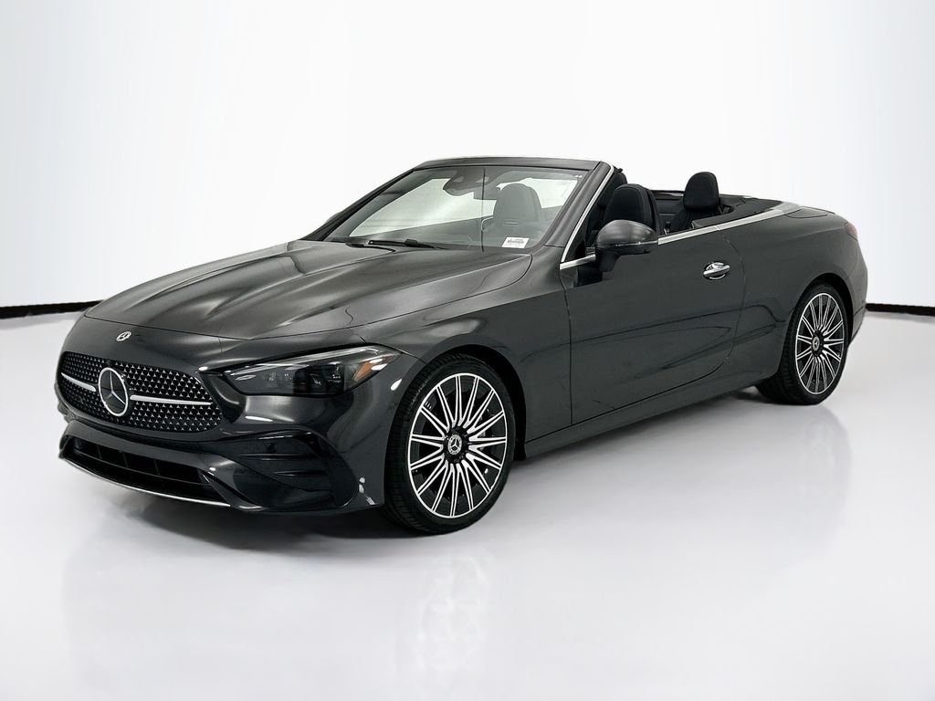 2026 Mercedes-Benz CLE CLE 450 4Matic Cabriolet's photo