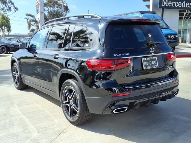 New 2026 Black Mercedes-Benz GLB 250 image 21