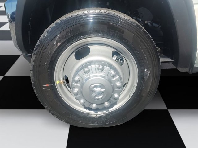 New 2026 Bright White Clearcoat RAM Tradesman image 13