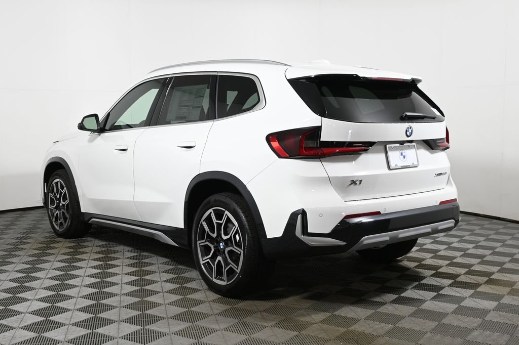Used 2026 Alpine White BMW xDrive28i image 5