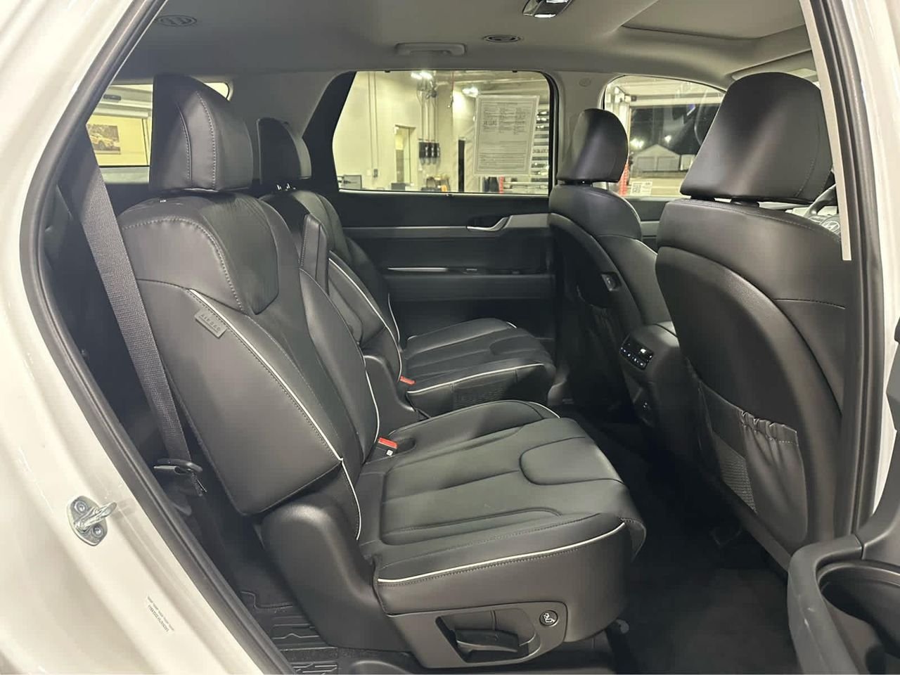 New 2025 Hyper White Hyundai XRT AWD image 18