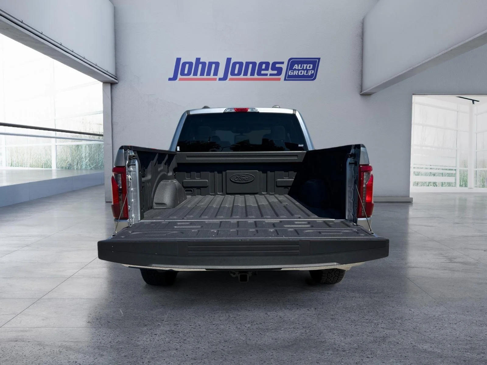 Used 2025 Gray Ford XLT image 18