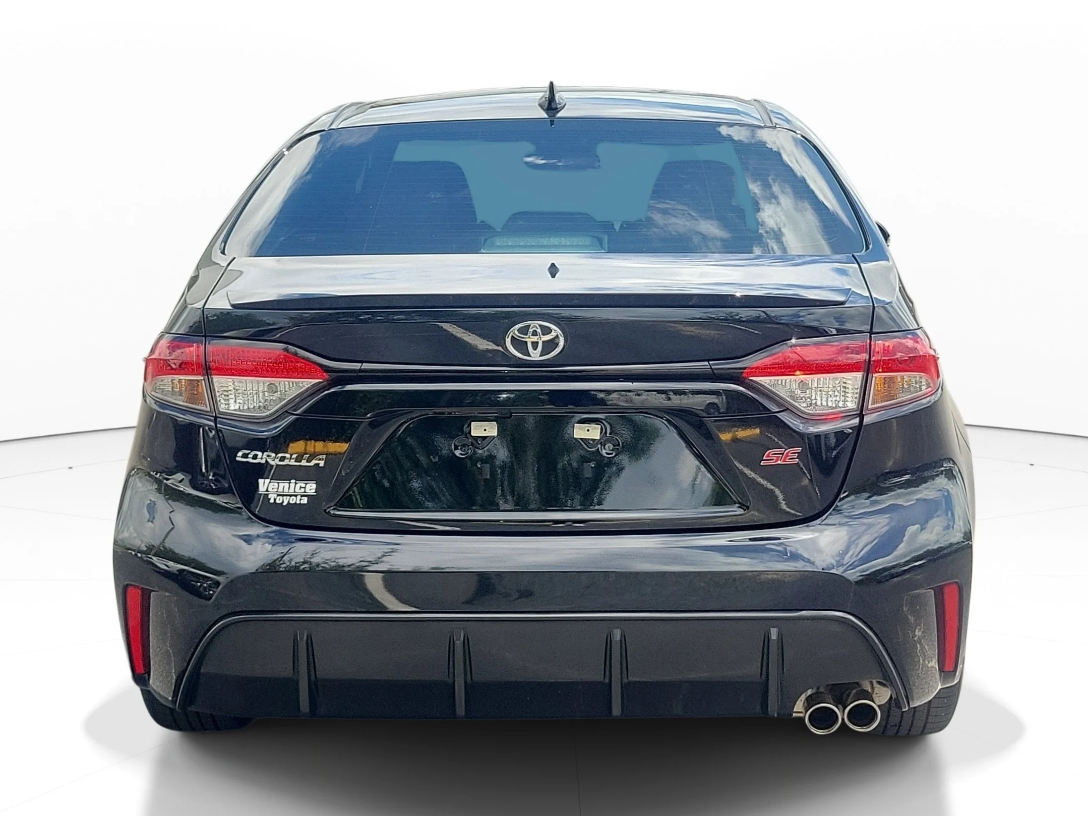 Used 2023 Midnight Black Metallic Toyota SE image 4
