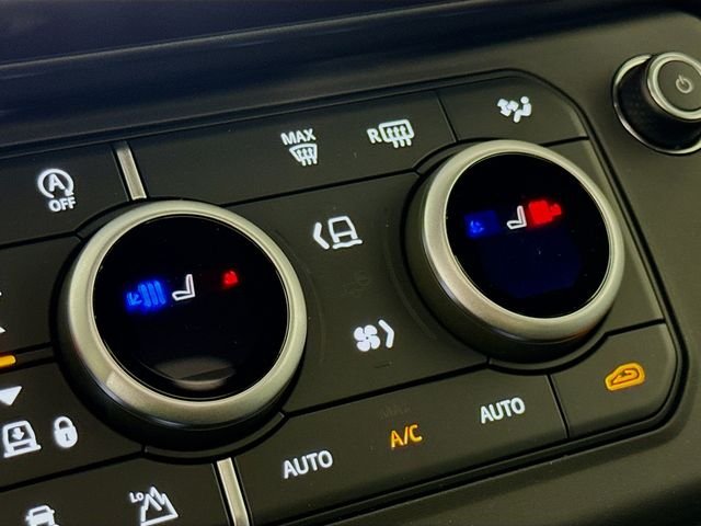 New 2026 Fuji White Land Rover X-Dynamic SE image 23