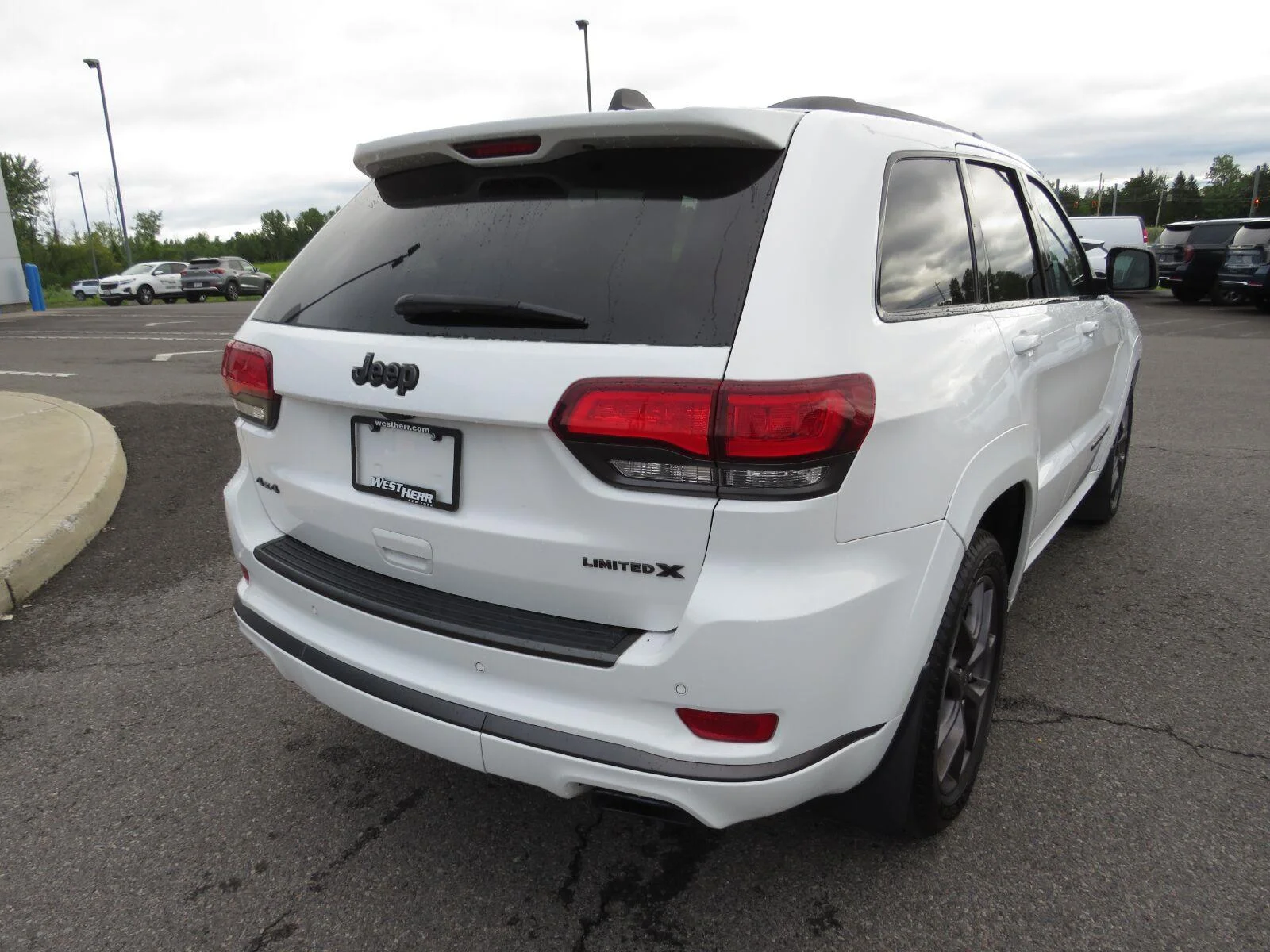 Used 2020 Bright White Clea Jeep Limited X image 7