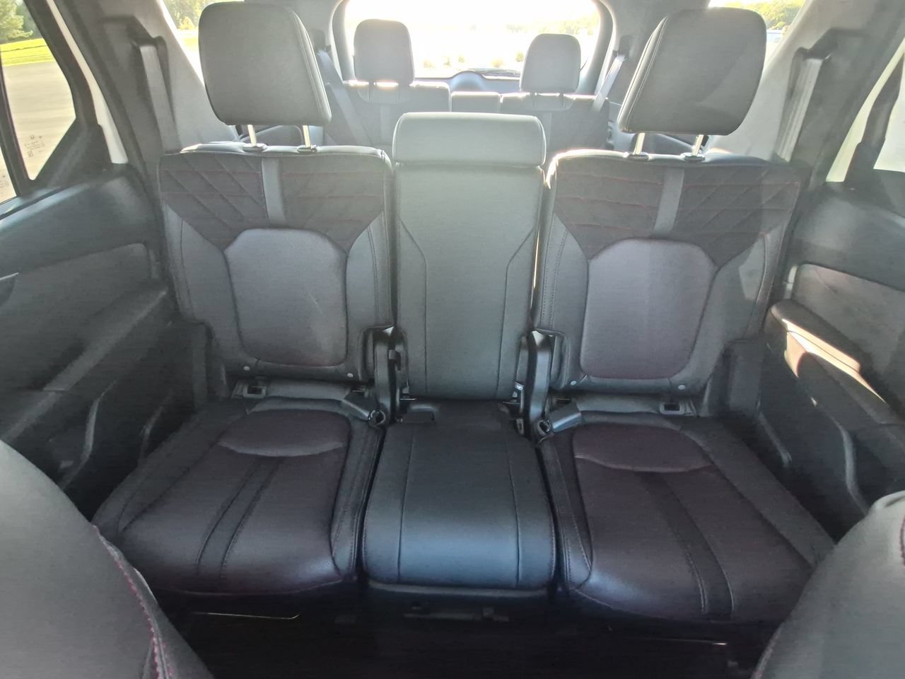 New 2026 Platinum White Pearl Honda Black Edition AWD image 25
