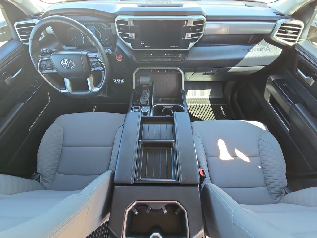2024 Toyota Tundra SR5 - Photo 32