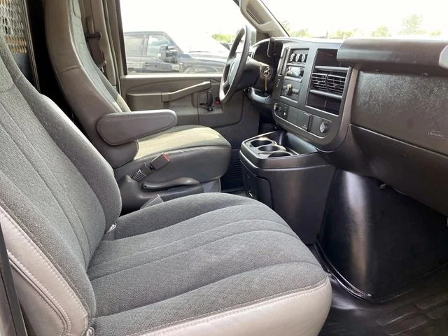 Used 2024 Summit White GMC Work Van image 10