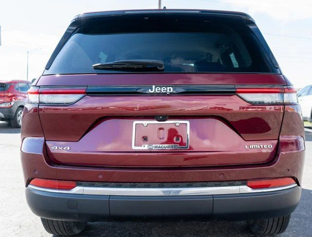 Used 2023 Red Jeep Limited image 6