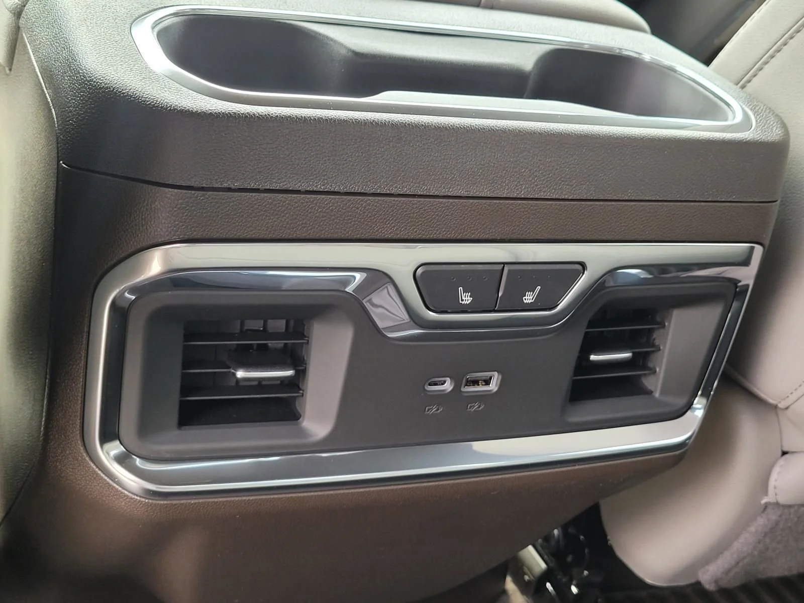 2026 Chevrolet Silverado 1500 LTZ - Photo 12