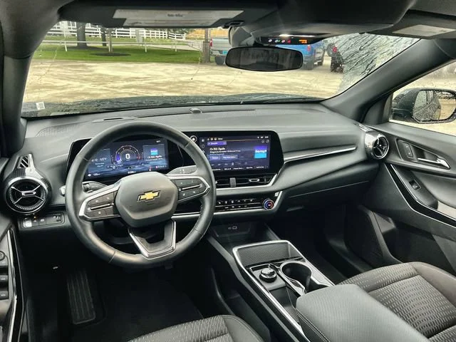 2026 Chevrolet Equinox LT - Photo 10