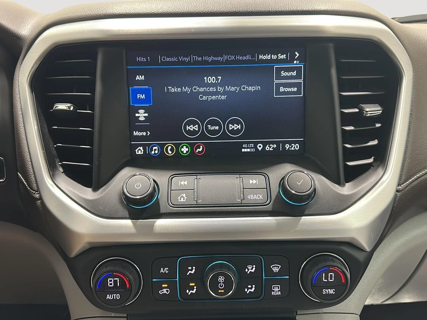 Used 2022 Summit White GMC SLE image 12