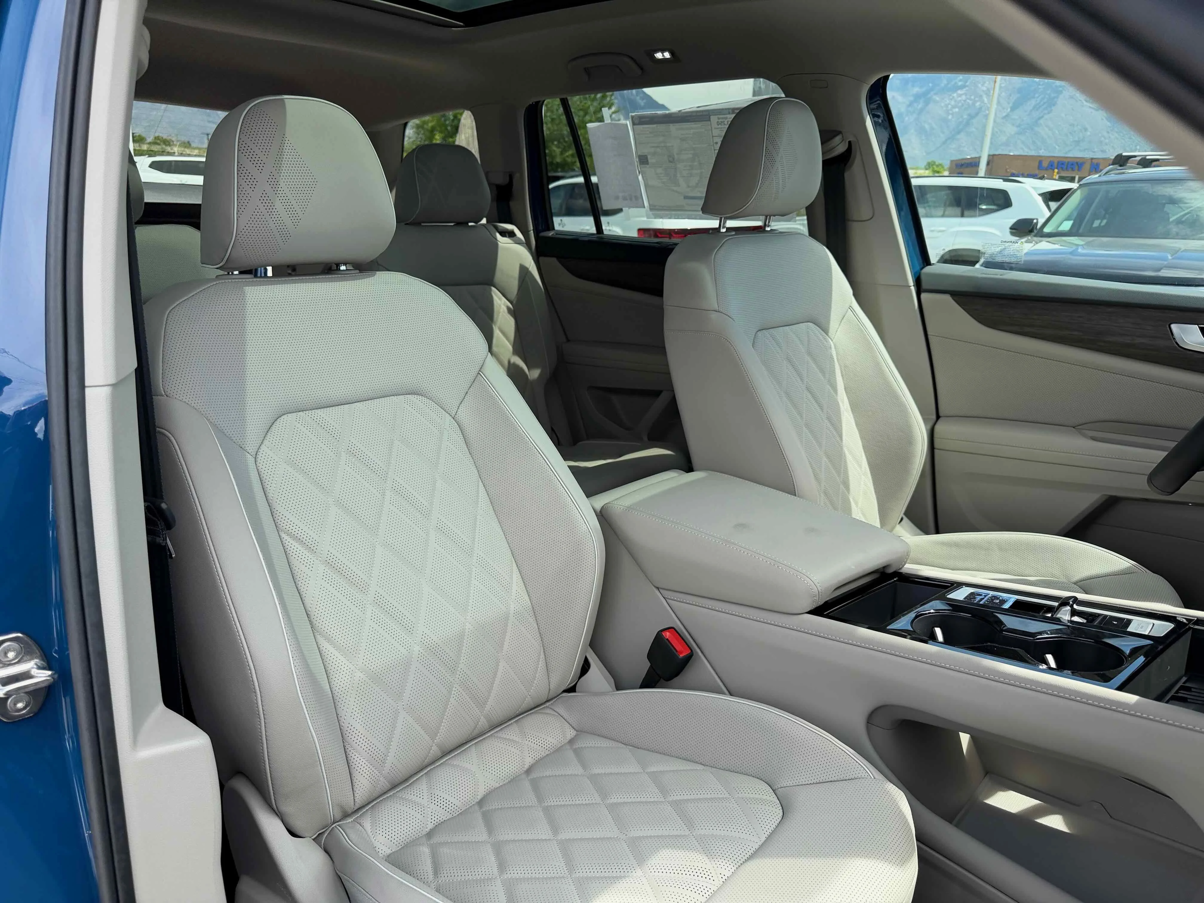 New 2026 Blue Volkswagen 2.0T SEL Premium R-Line image 31